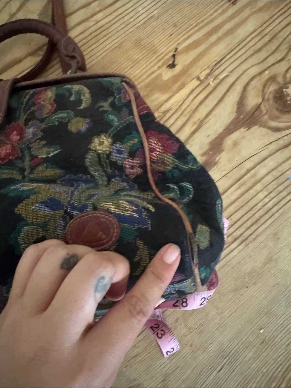 Liz Claiborne Black Floral Tapestry Satchel with Brown Trim small